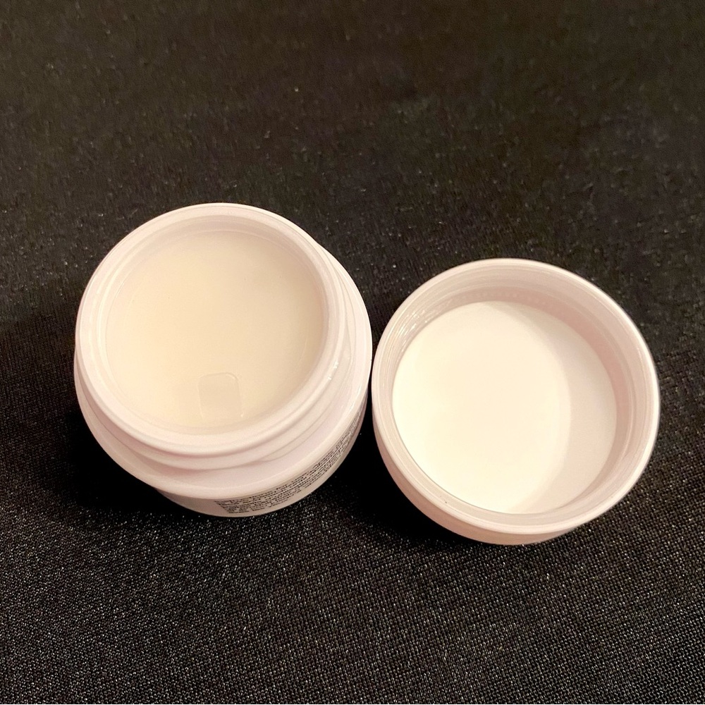 NARS Light Reflecting Moisturizer - A gift for your skin - Picture 9 of 9
